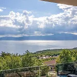 Beautiful Home In Kostrena