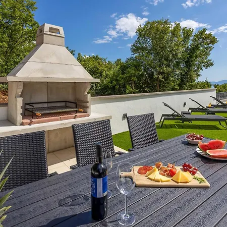 Amazing Home In Kostrena With Kitchen *