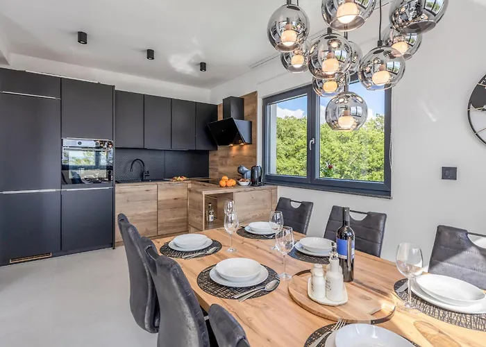 Vikendica Amazing Home In Kostrena With Kitchen Kostrena