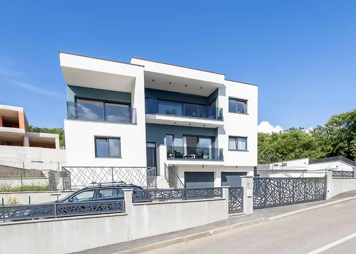 Vikendica Amazing Home In Kostrena With Kitchen Kostrena